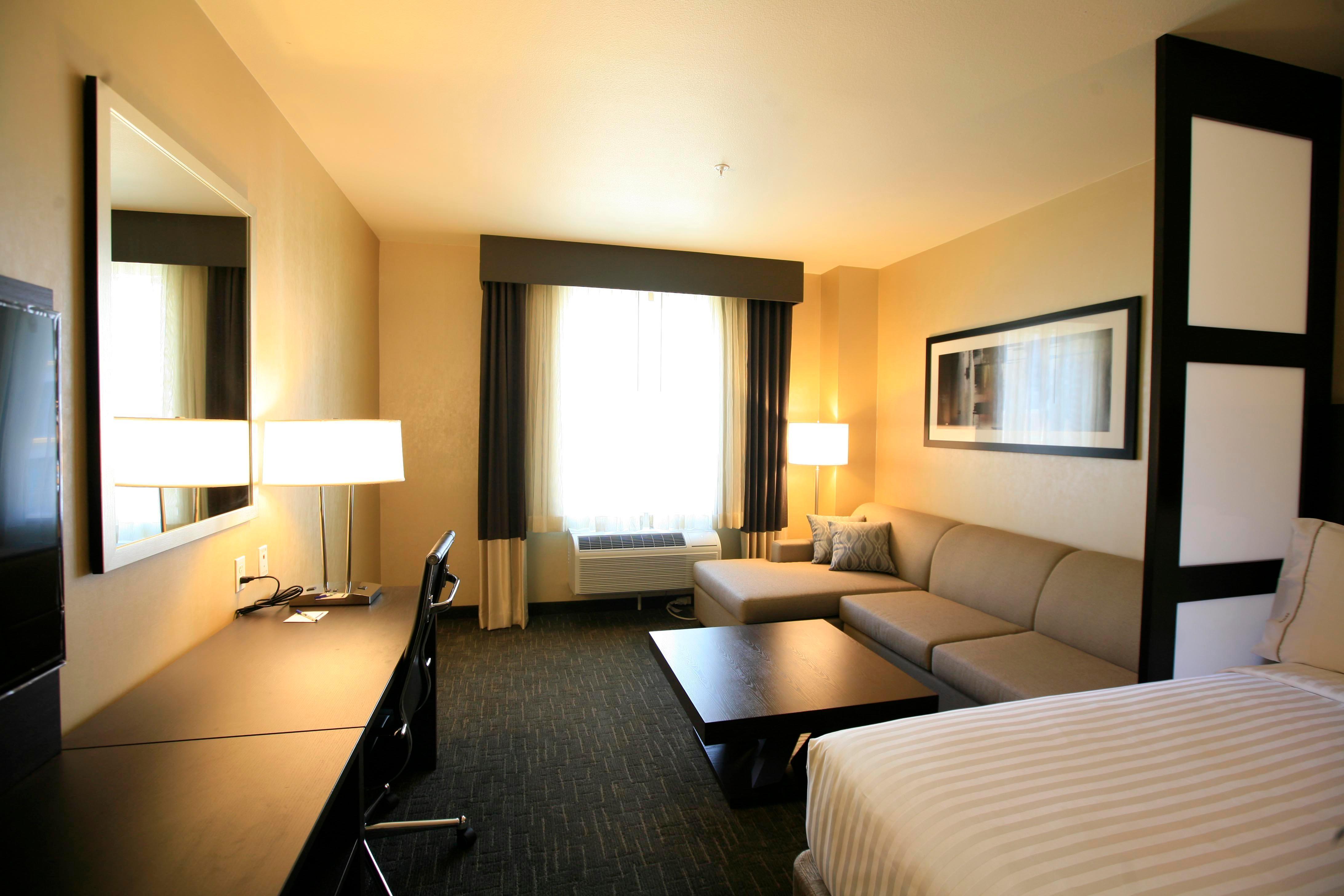 Holiday Inn Express & Suites Anaheim Resort Area By Ihg Екстер'єр фото