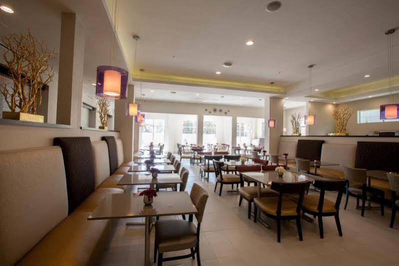 Holiday Inn Express & Suites Anaheim Resort Area By Ihg Екстер'єр фото